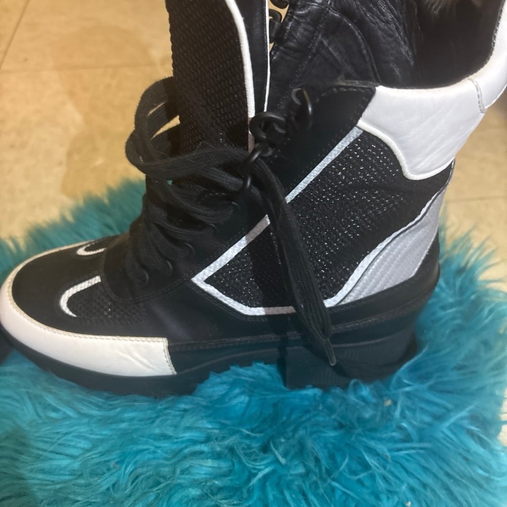 Louis Vuitton black/white leather and mesh laureate platform desert boots - Picture 2 of 12
